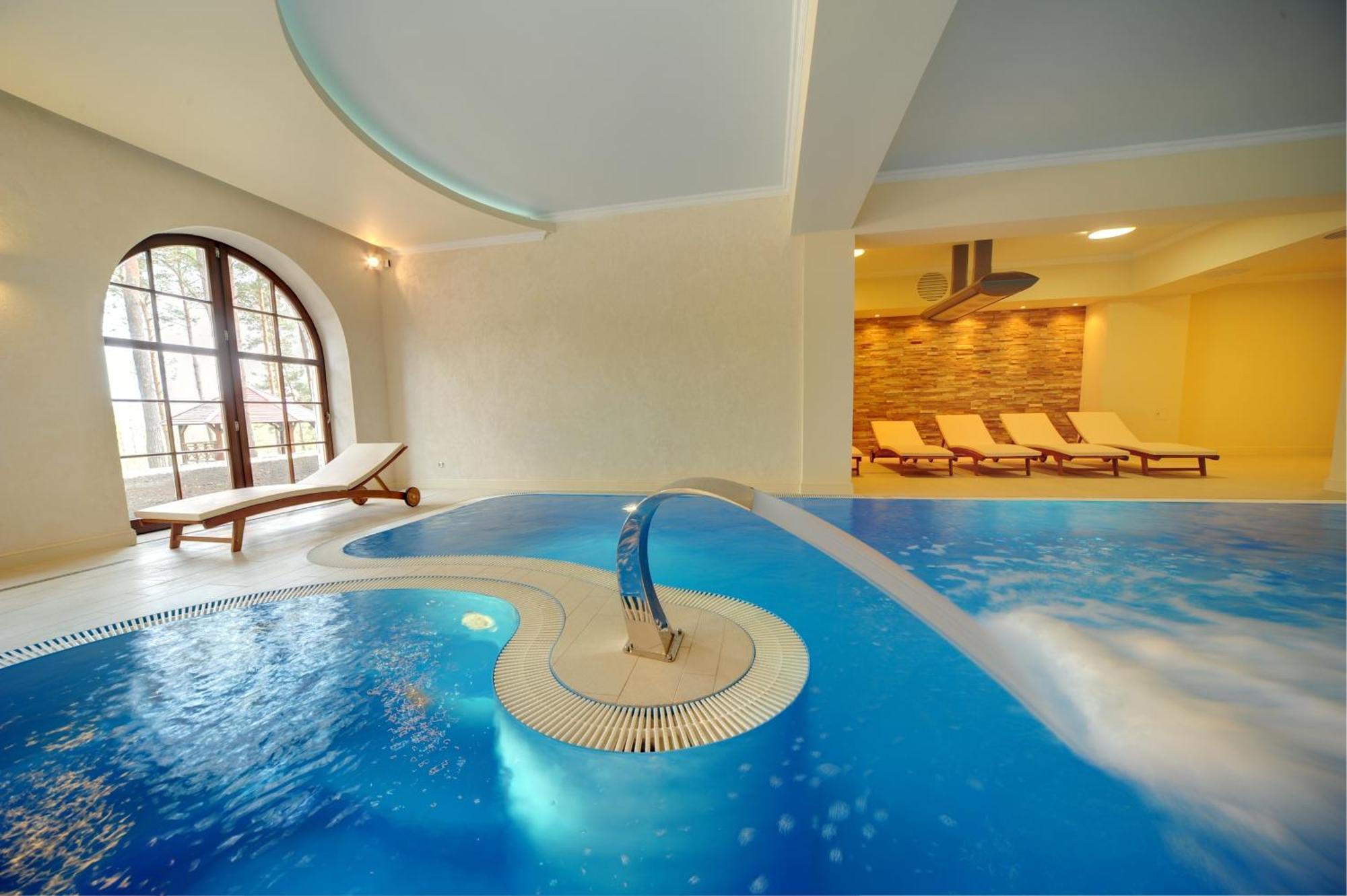 Hotel Kazimierski Zdroj ヤノビエツ エクステリア 写真