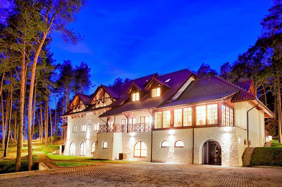 Hotel Kazimierski Zdroj ヤノビエツ エクステリア 写真