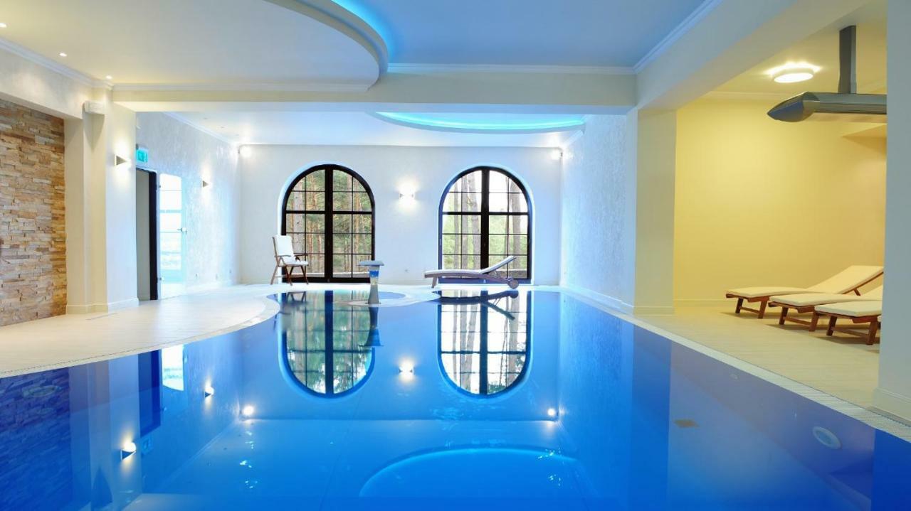 Hotel Kazimierski Zdroj ヤノビエツ エクステリア 写真
